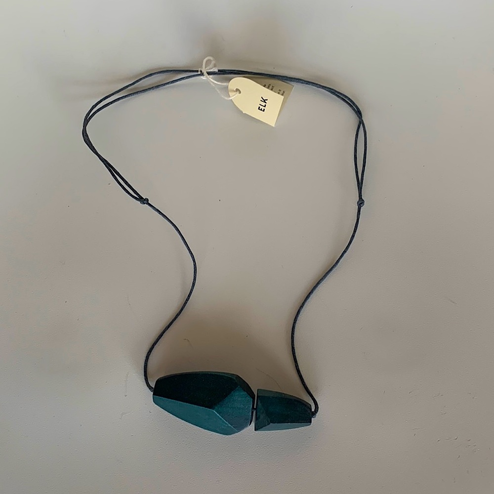 Elk the Label dark turquoise wood adjustable necklace